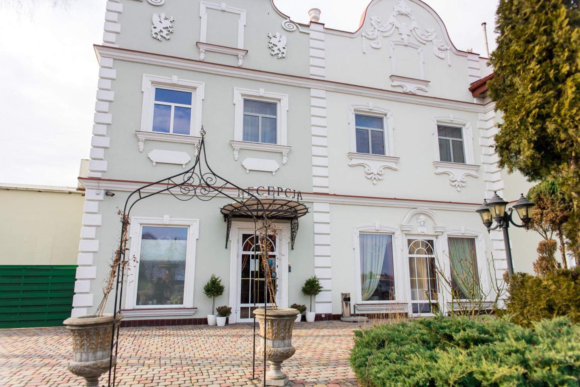 Hotel Napoleon Wroblew (Sieradz) Exterior foto